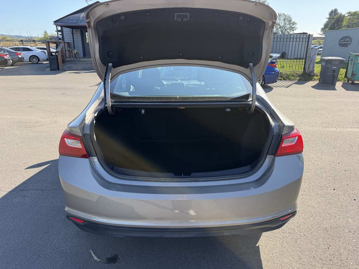 Chevrolet Malibu photo 19