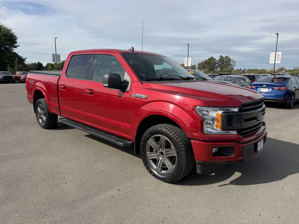 Ford F-150 photo 2