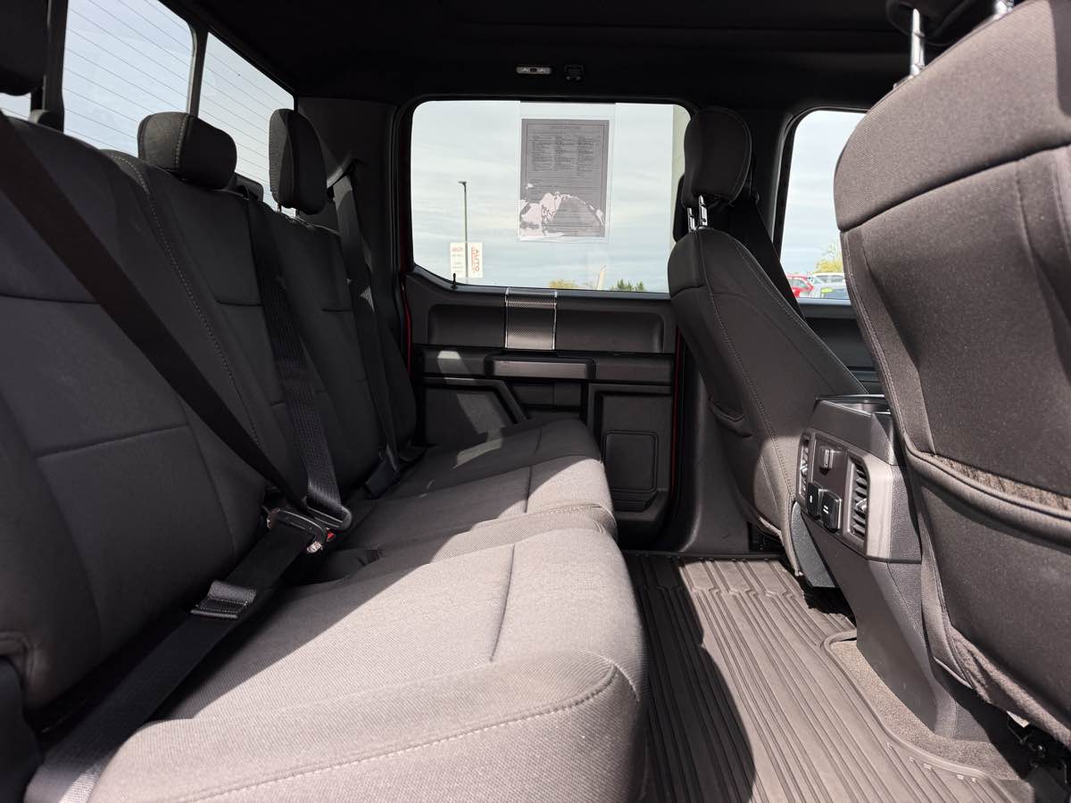 Ford F-150 photo 12