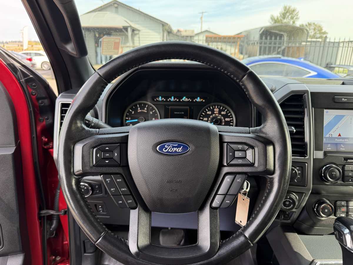Ford F-150 photo 14