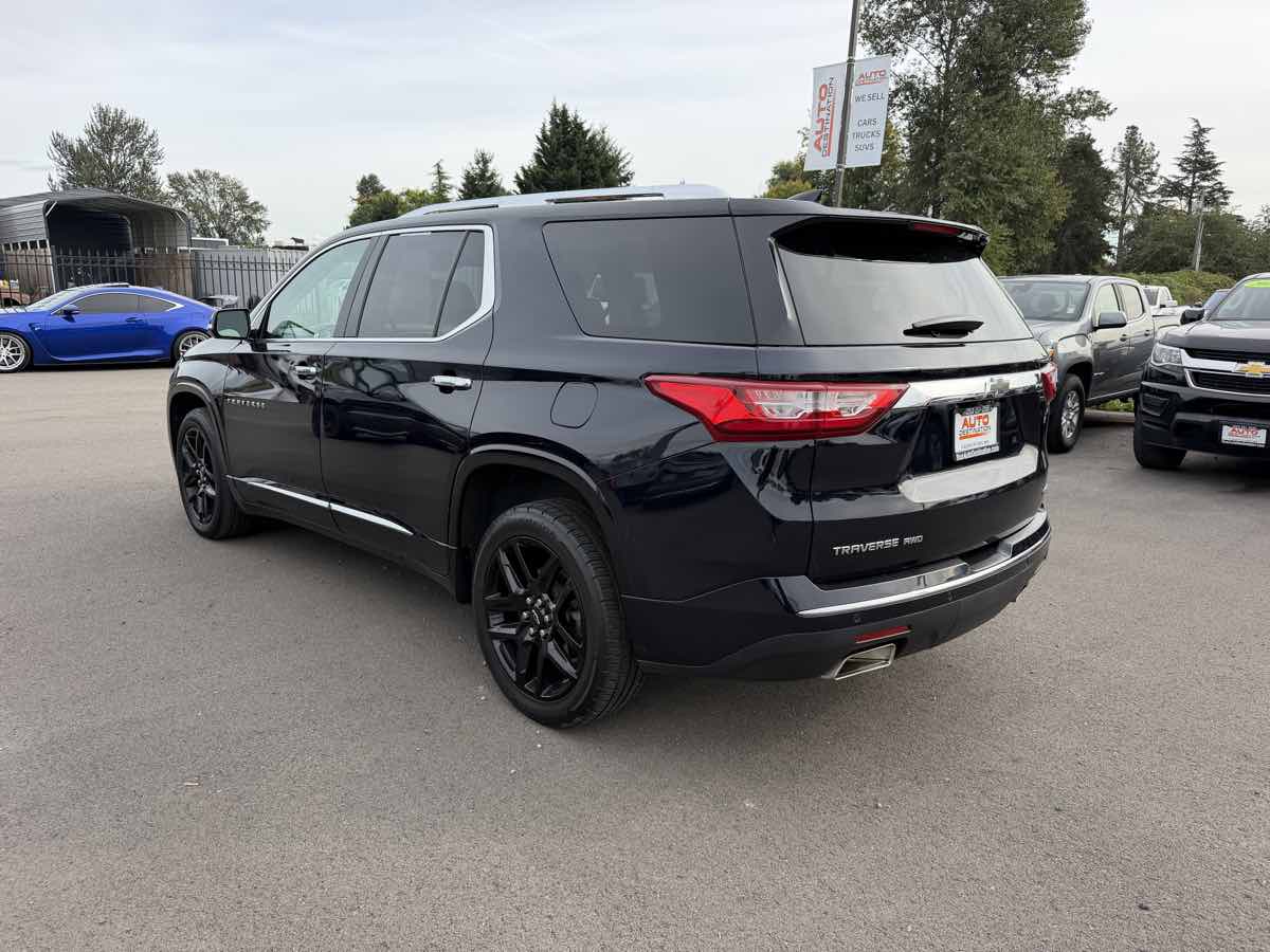 Chevrolet Traverse photo 6