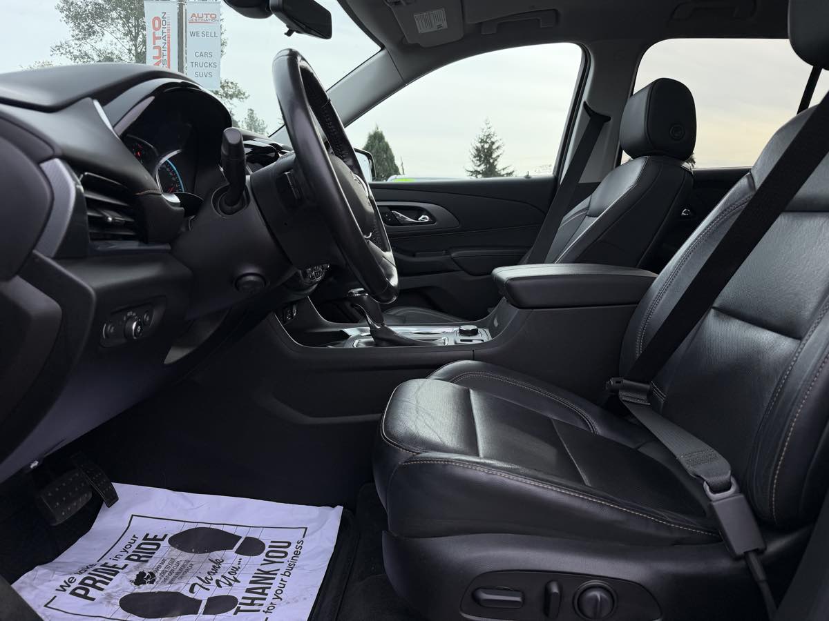 Chevrolet Traverse photo 10