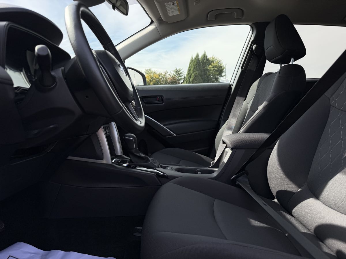 Toyota Corolla Cross photo 11