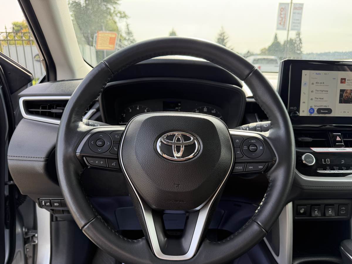 Toyota Corolla Cross photo 15