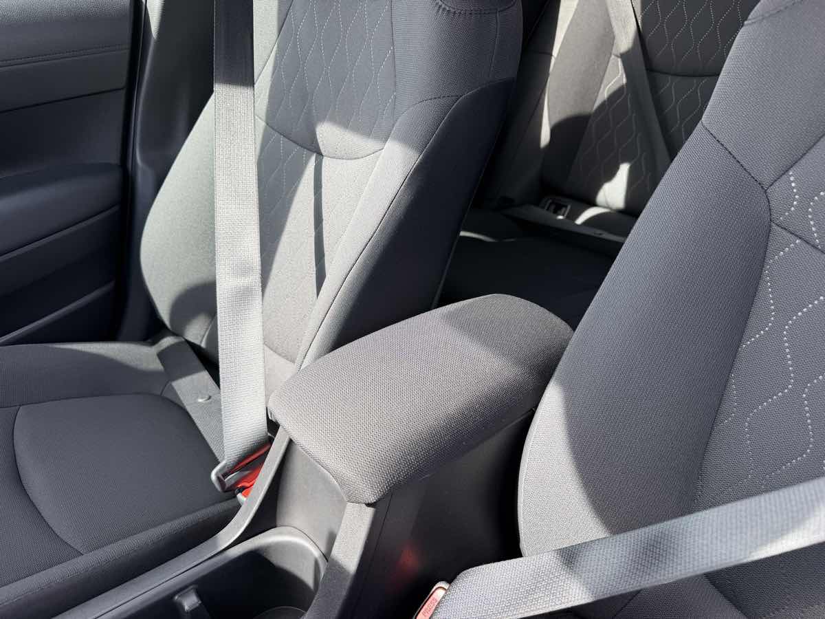 Toyota Corolla Cross photo 17