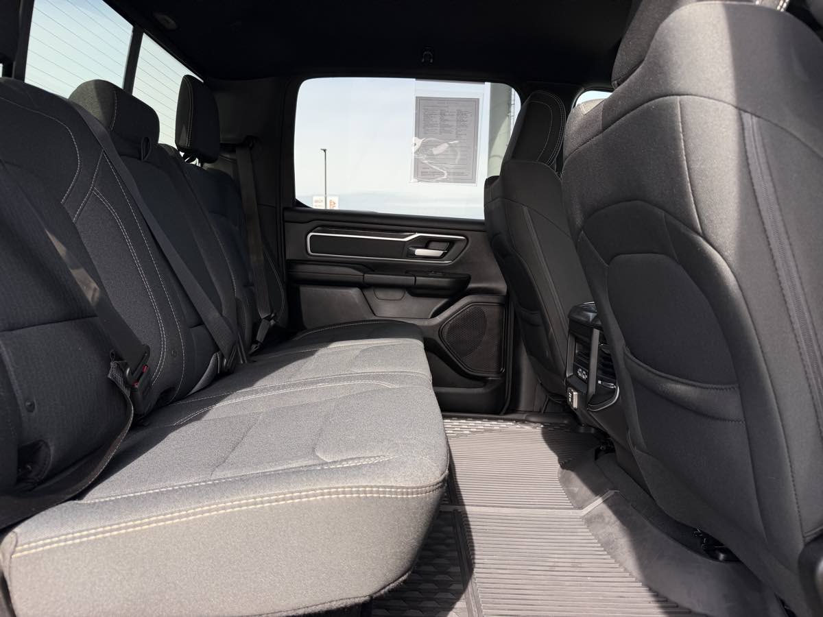 Ram 1500 photo 11