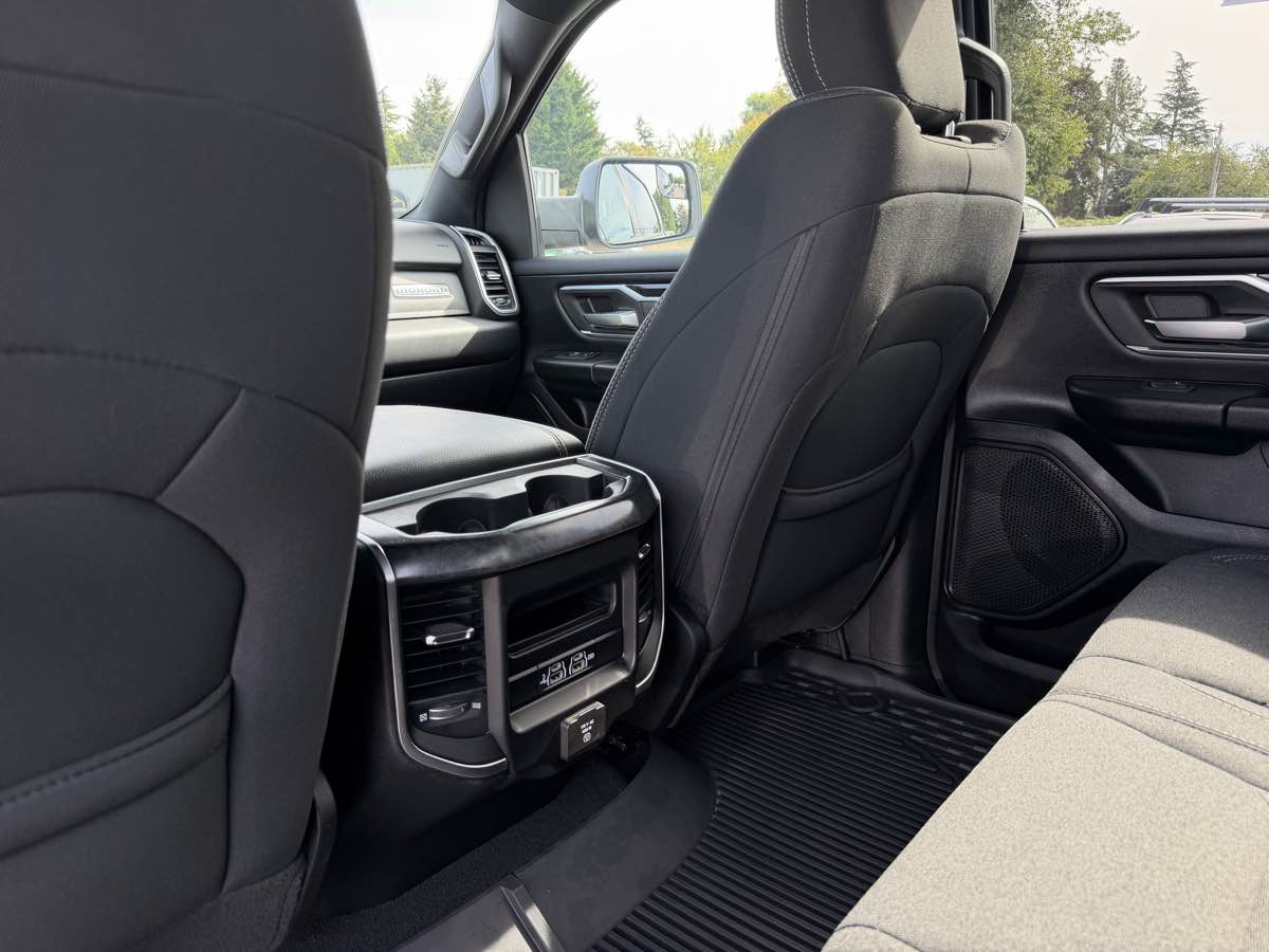 Ram 1500 photo 18