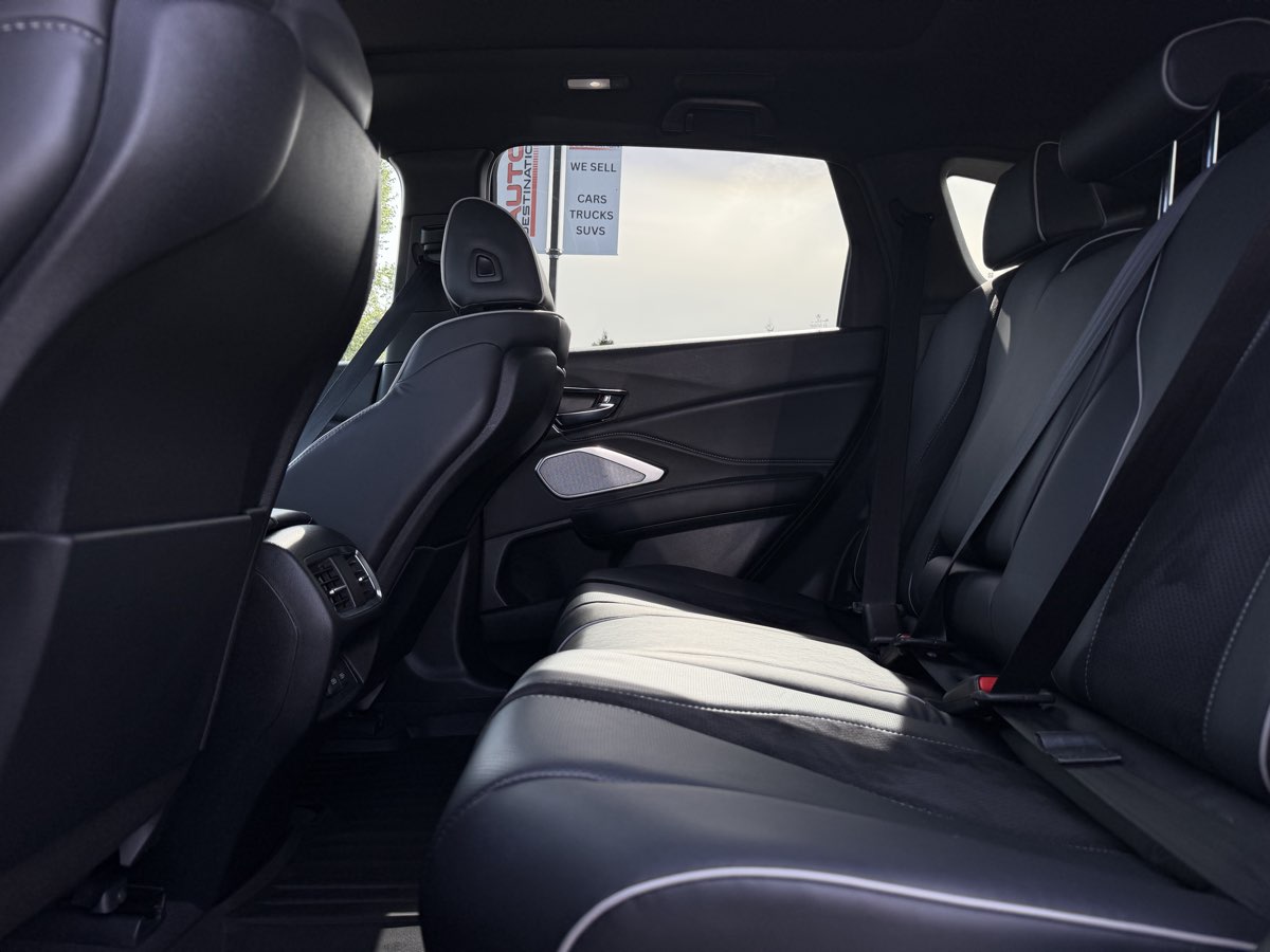 Acura RDX photo 11