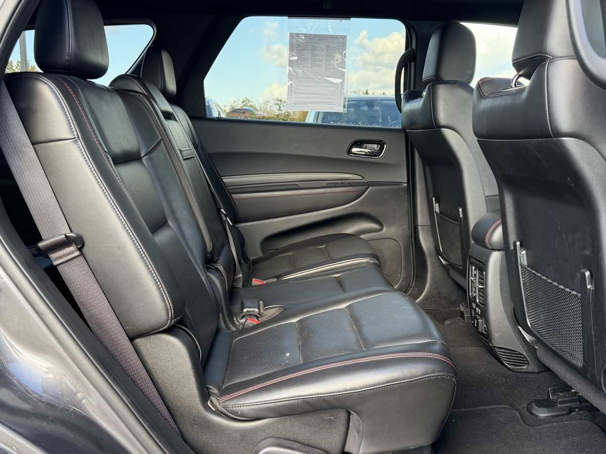 Photo 18 of this Dodge Durango