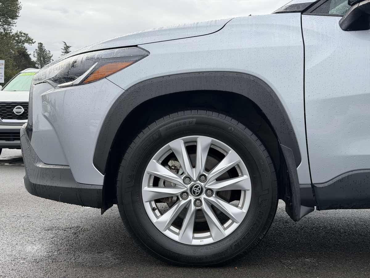 Photo 14 of this Toyota Corolla Cross