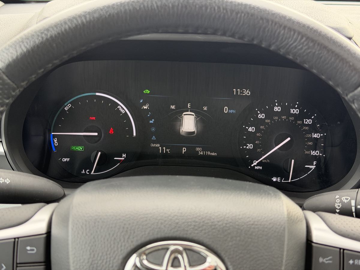 Photo 25 of this Toyota Sienna