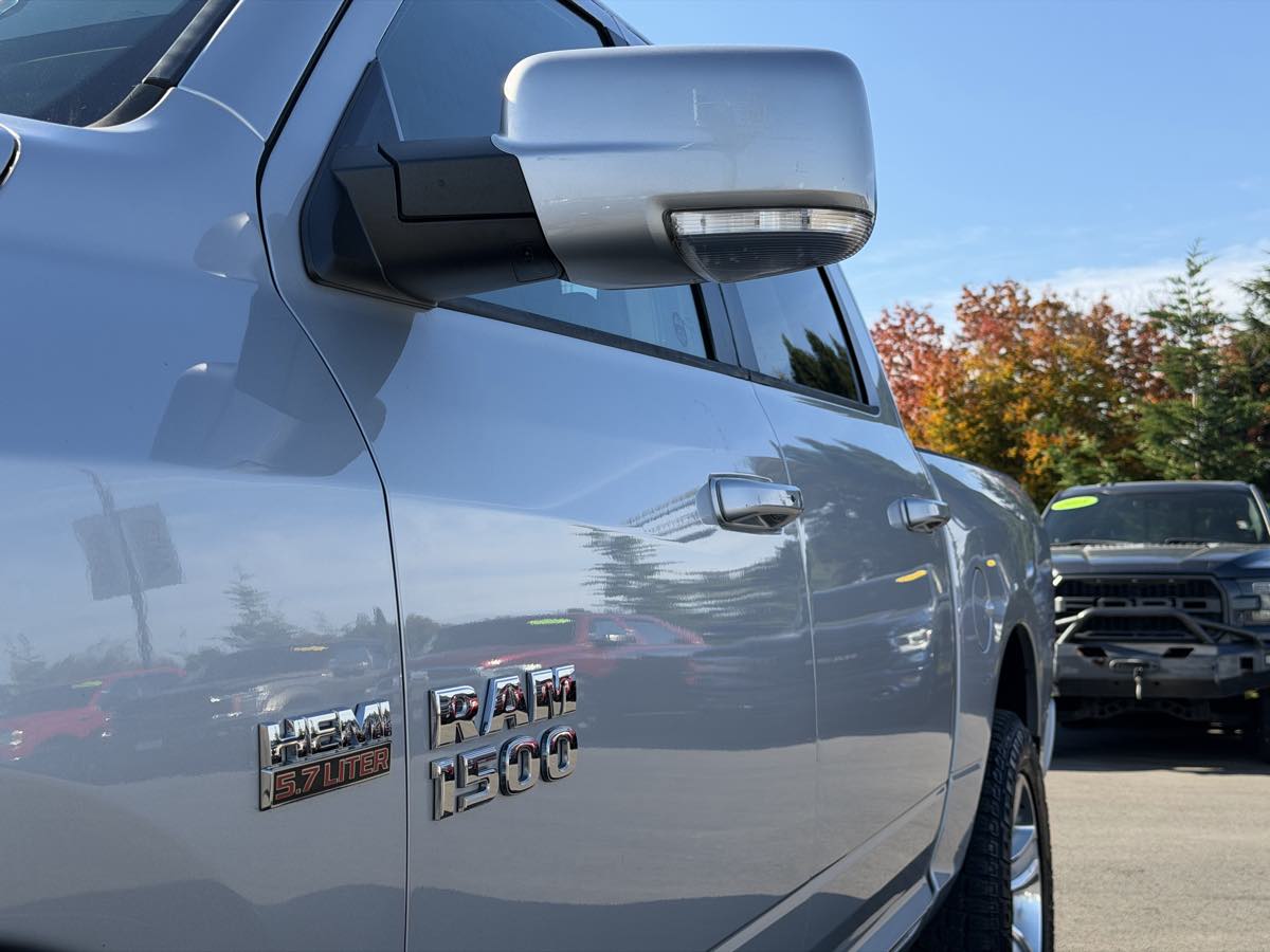 Photo 16 of this Ram 1500