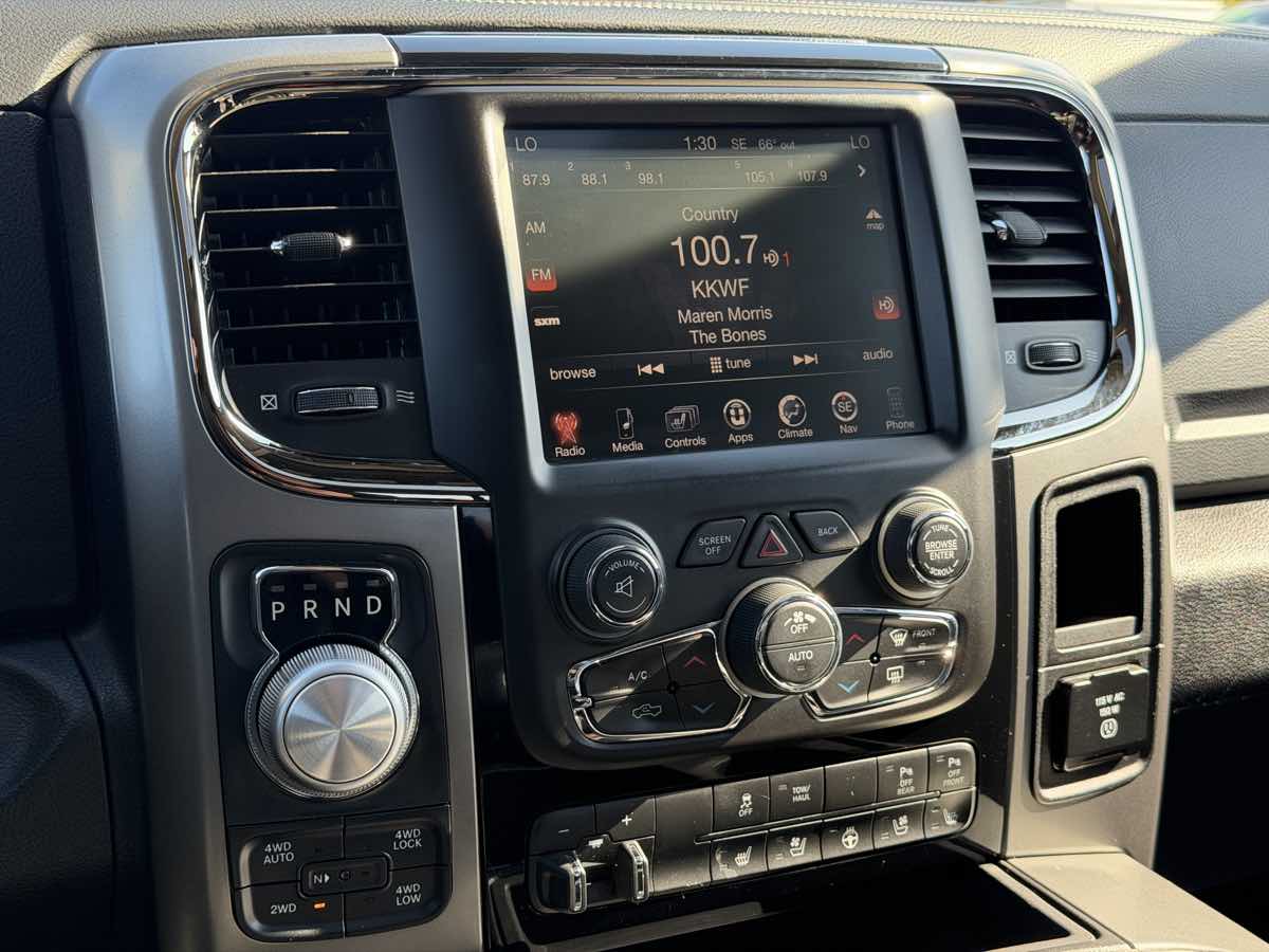 Photo 27 of this Ram 1500
