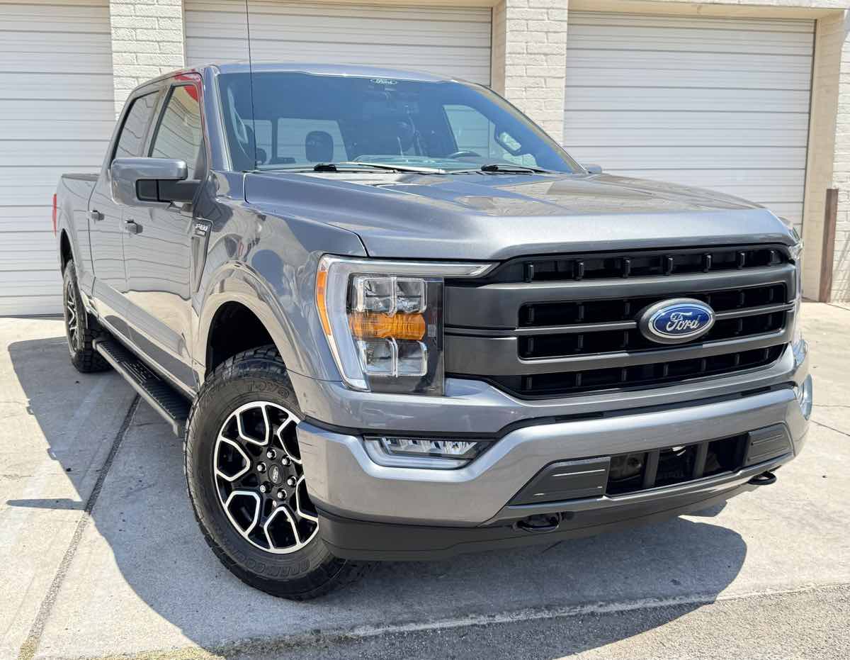 2021 Ford F-150 Lariat photo 2