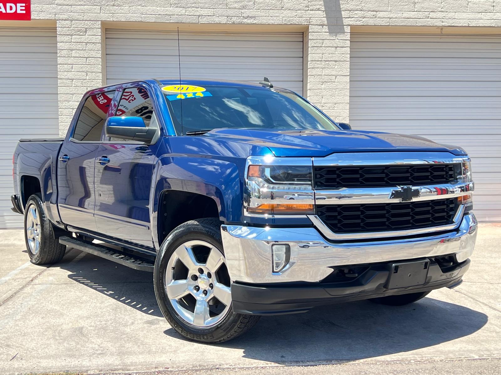 2017 Chevrolet Silverado 1500 LT photo 4