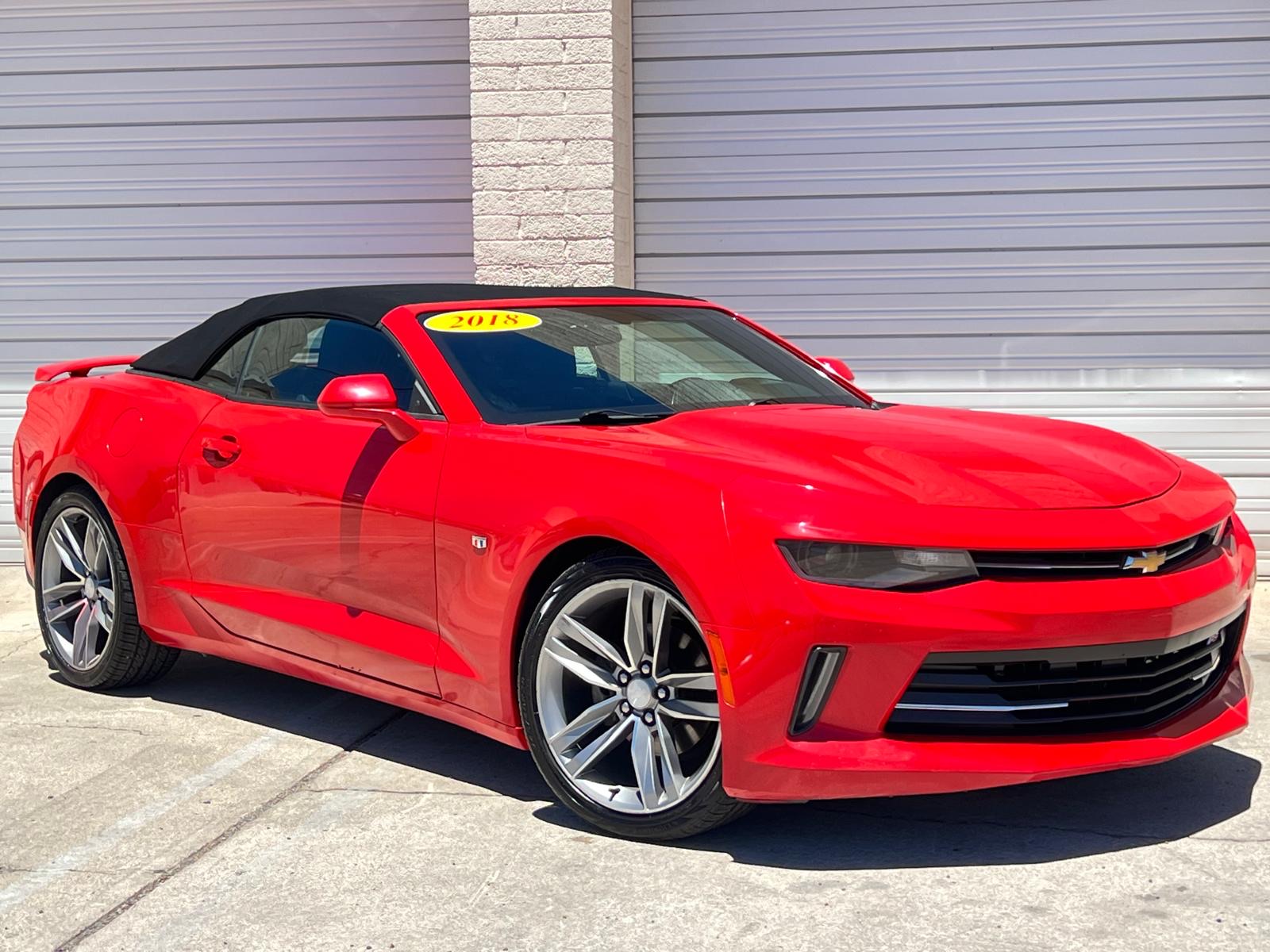 2018 Chevrolet Camaro 1LT RS photo 4
