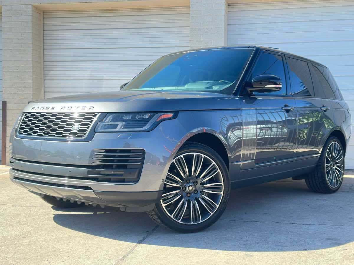 2018 Land Rover Range Rover HSE photo 10
