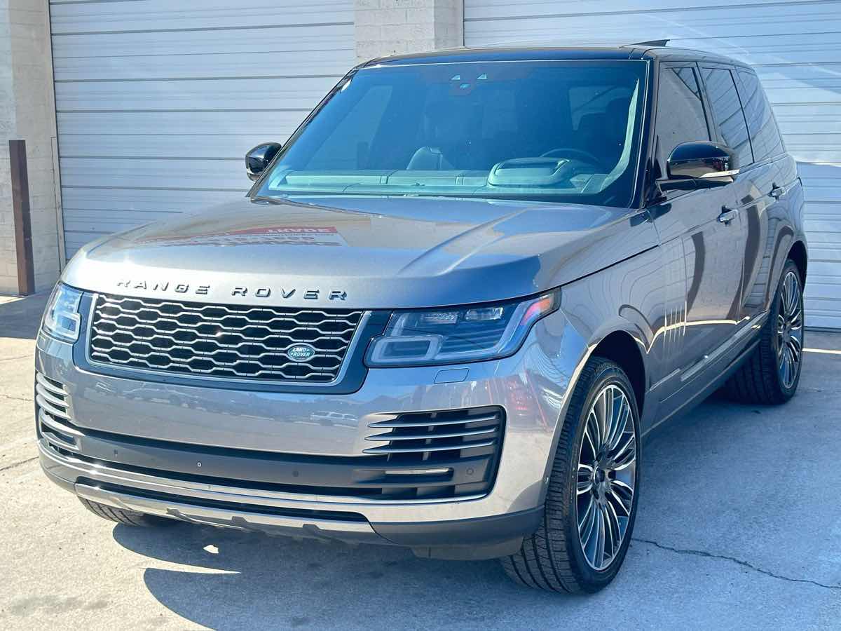 2018 Land Rover Range Rover HSE photo 11