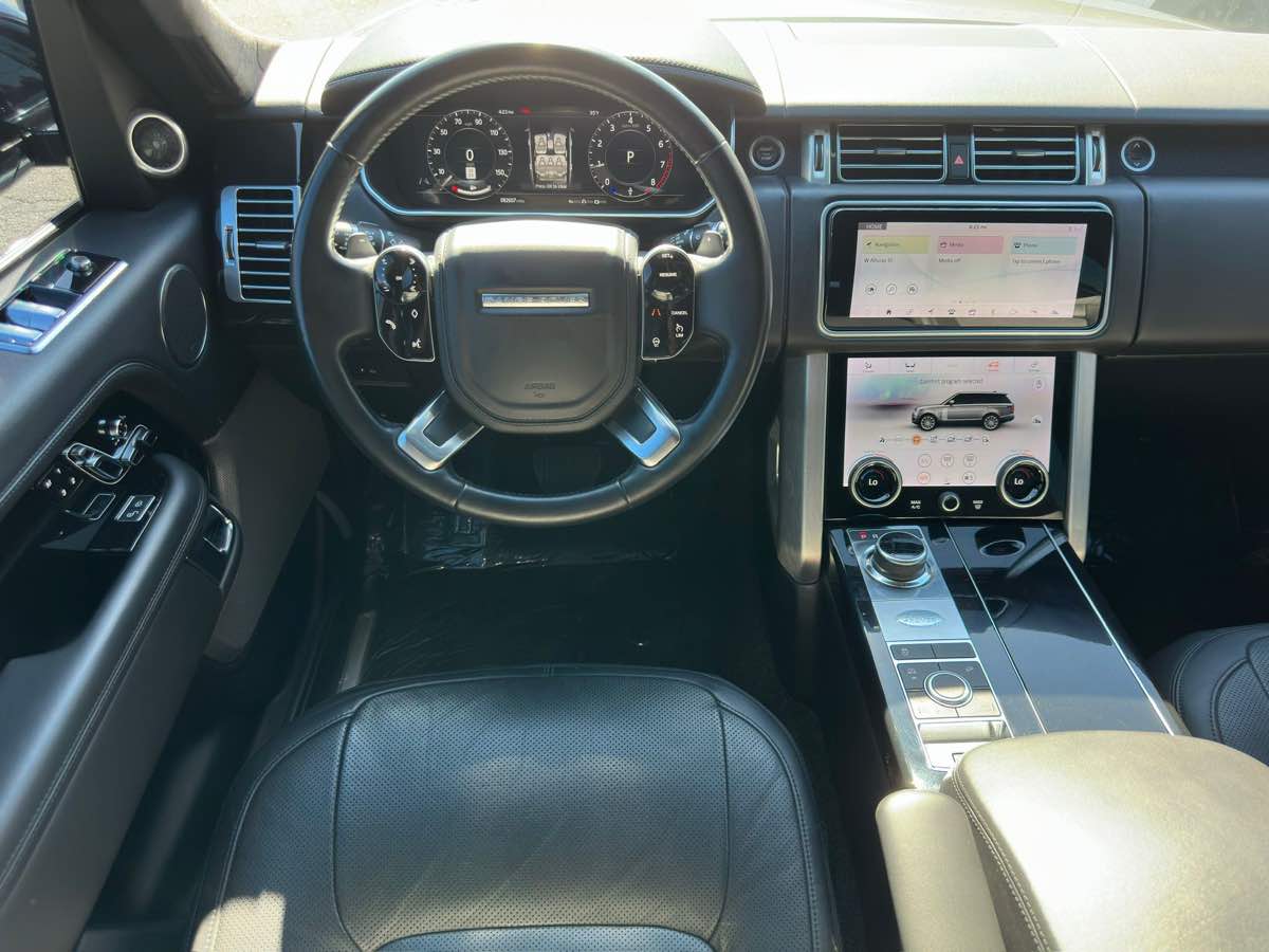 2018 Land Rover Range Rover HSE photo 32