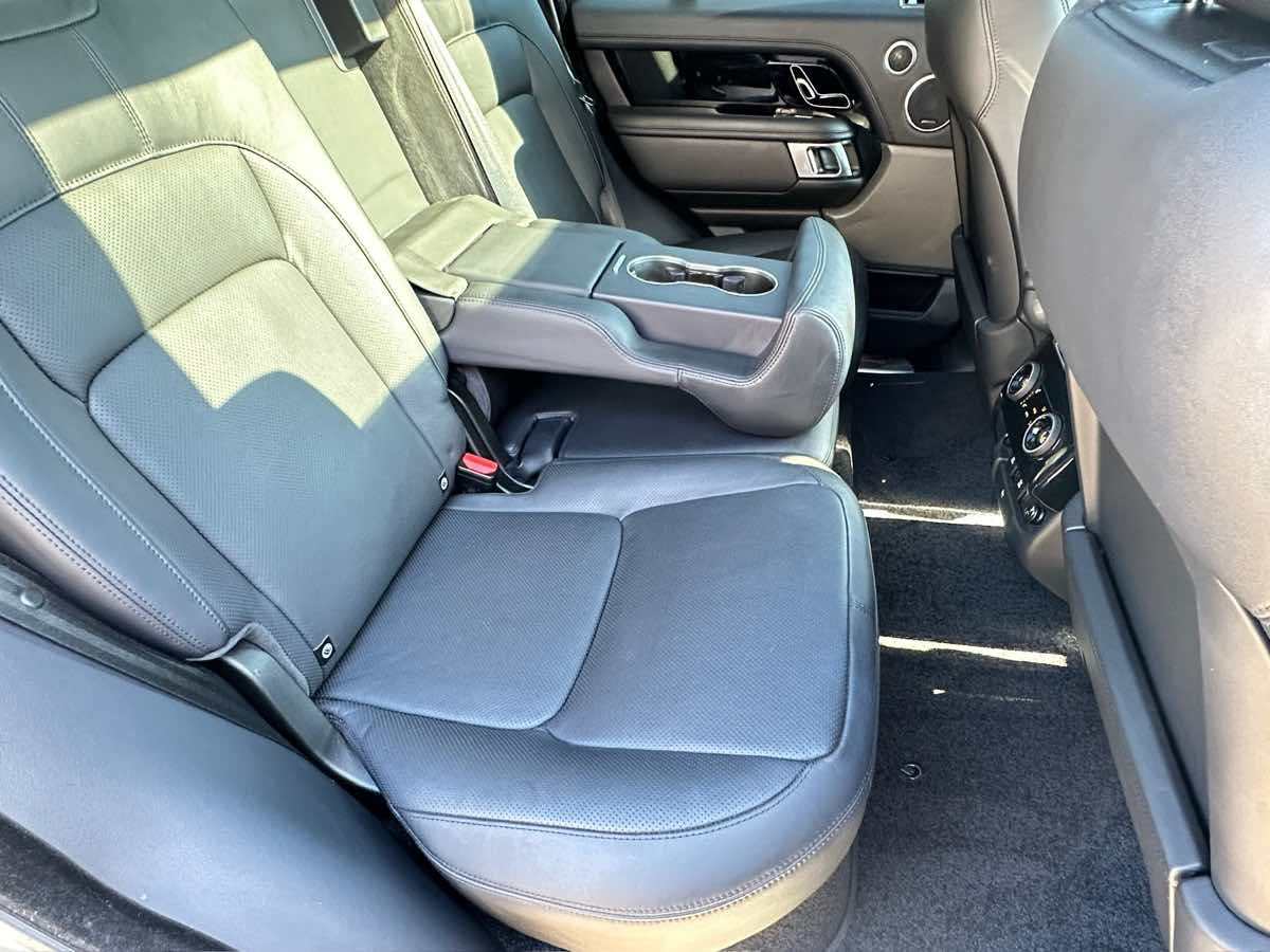 2018 Land Rover Range Rover HSE photo 40