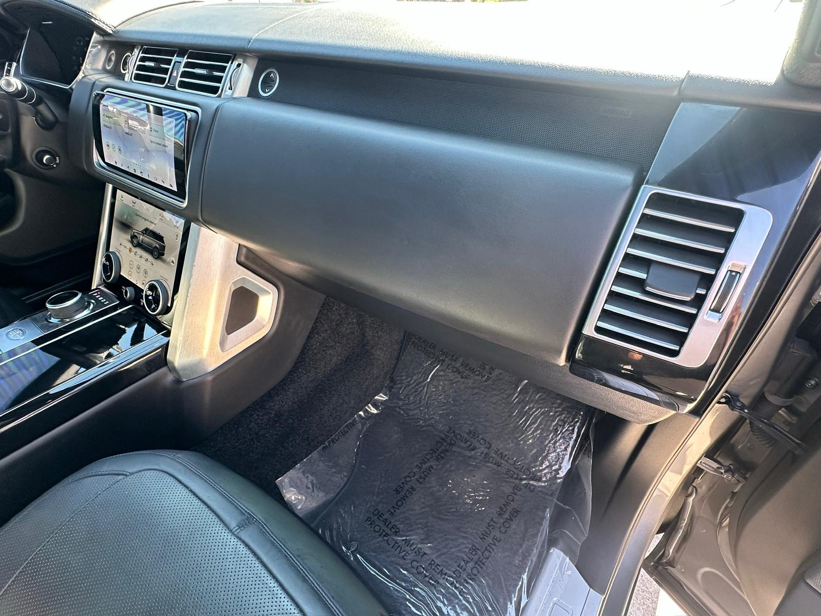 2018 Land Rover Range Rover HSE photo 36
