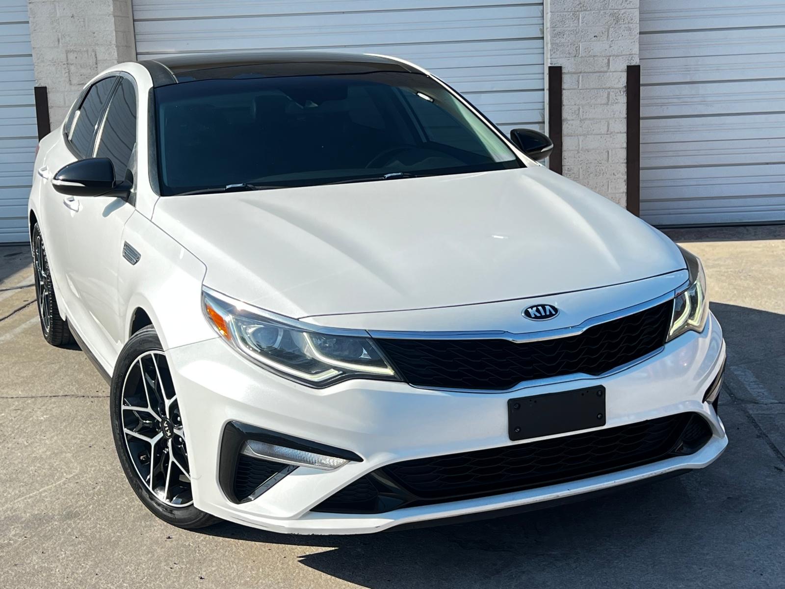 2020 Kia Optima SE photo 3