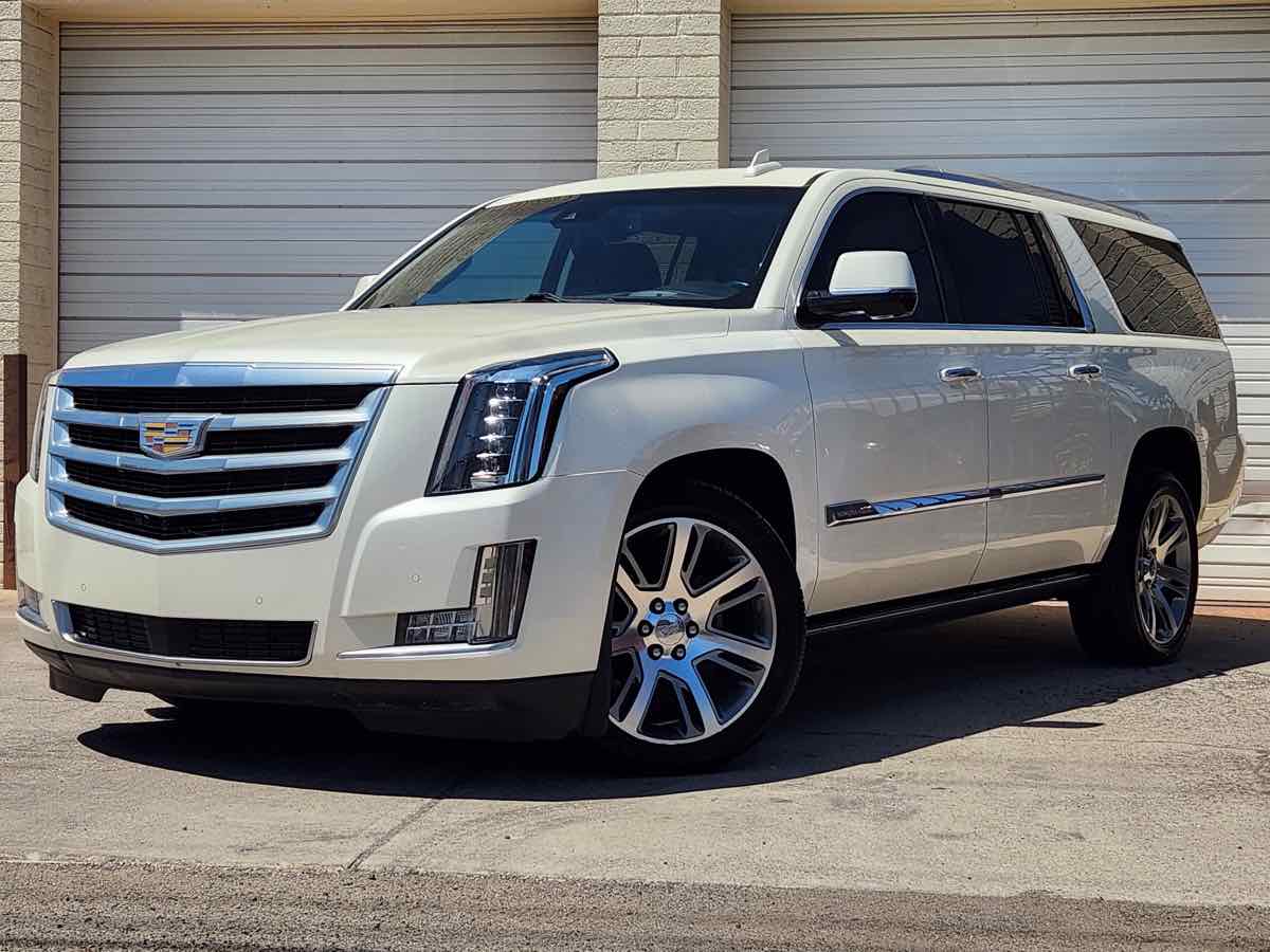 2015 Cadillac Escalade ESV Premium photo 10