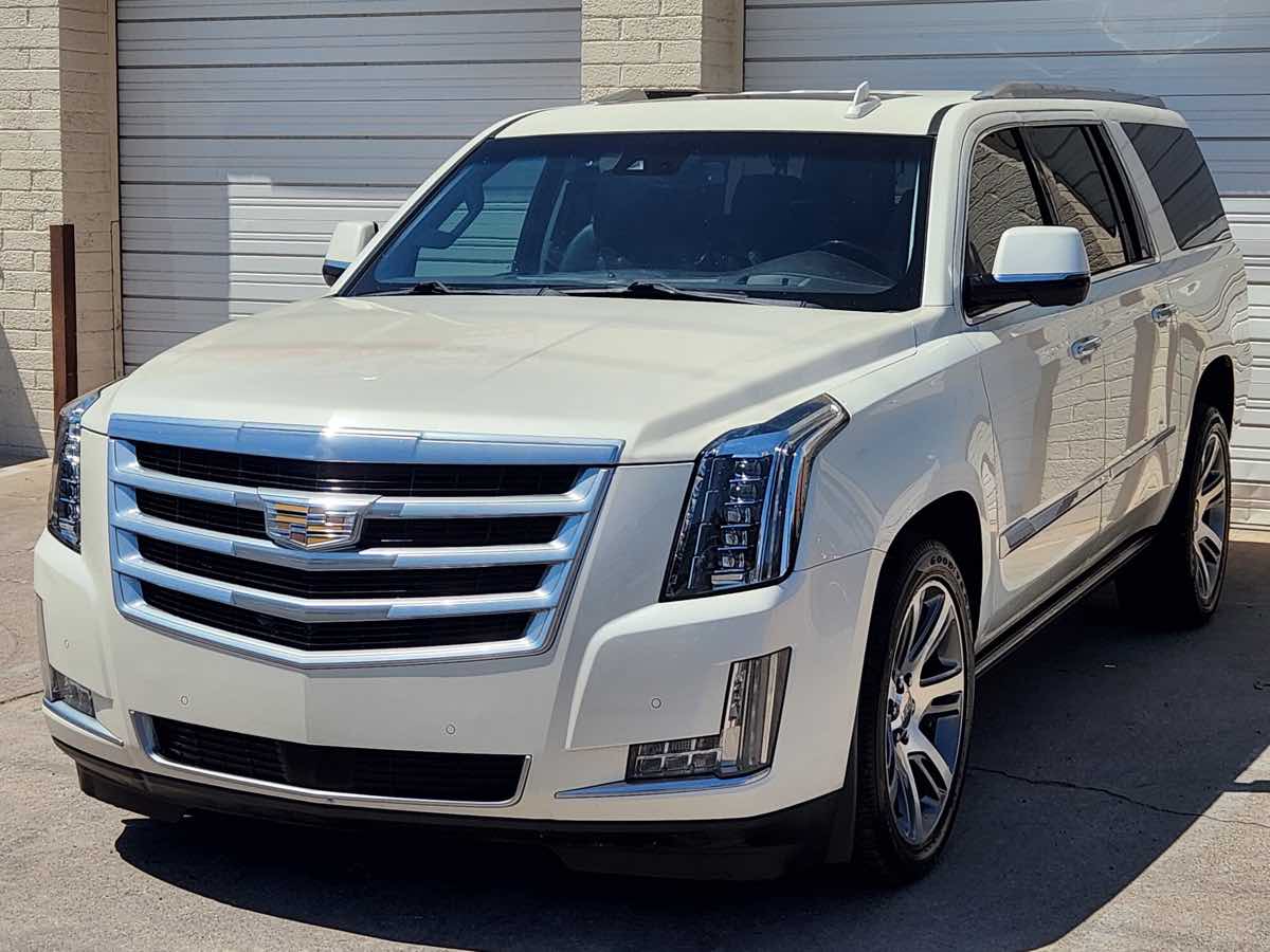 2015 Cadillac Escalade ESV Premium photo 11