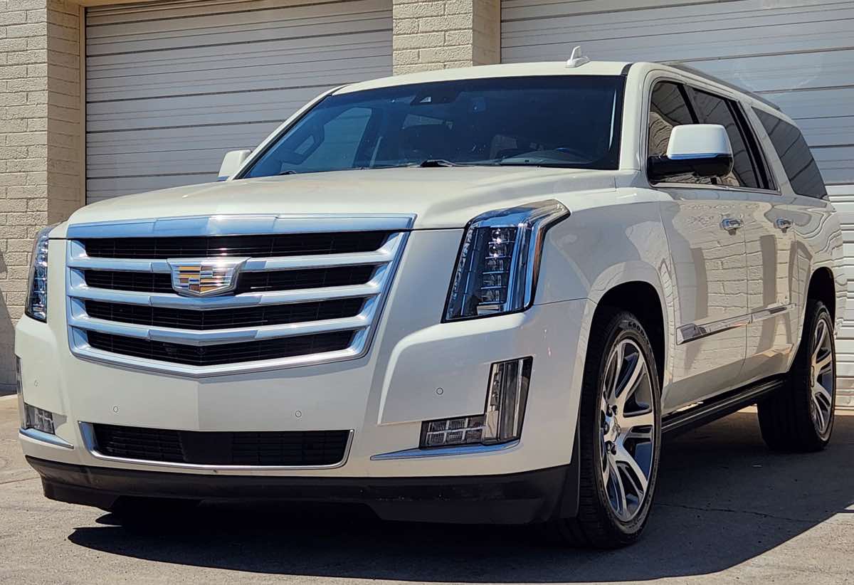 2015 Cadillac Escalade ESV Premium photo 12