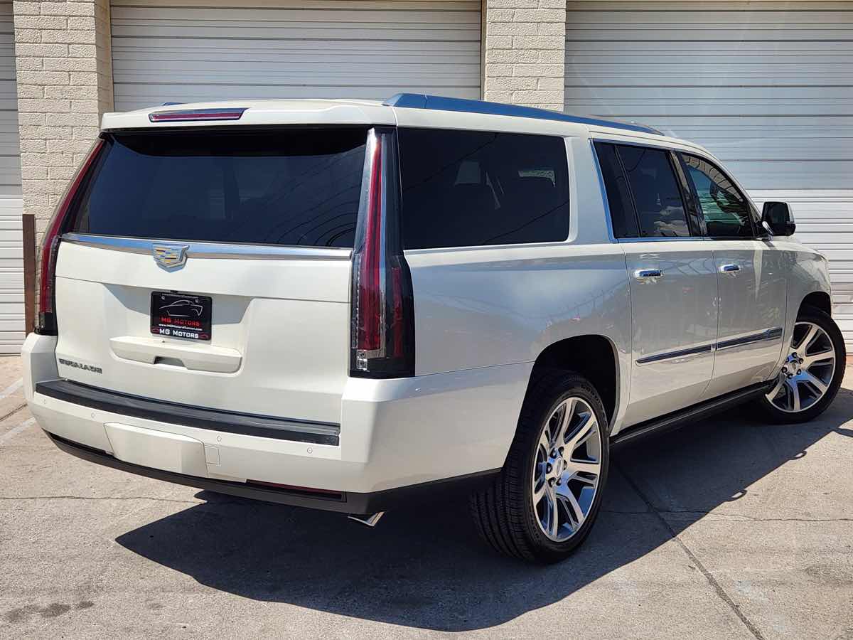 2015 Cadillac Escalade ESV Premium photo 19