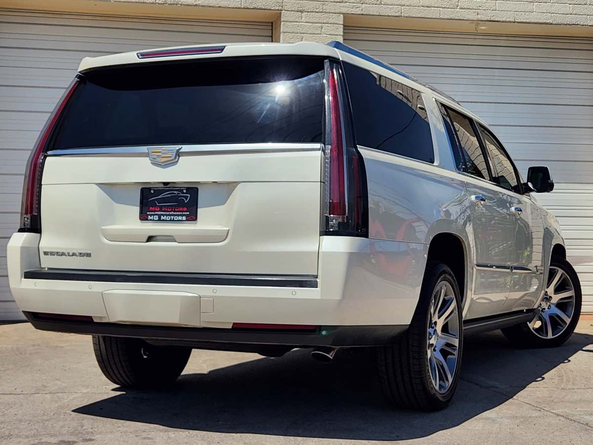 2015 Cadillac Escalade ESV Premium photo 20