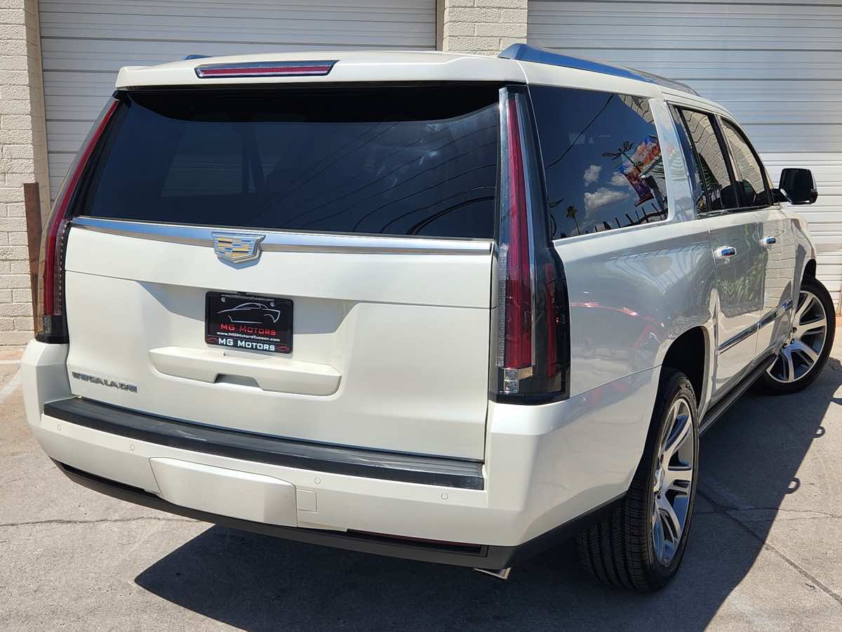 2015 Cadillac Escalade ESV Premium photo 21