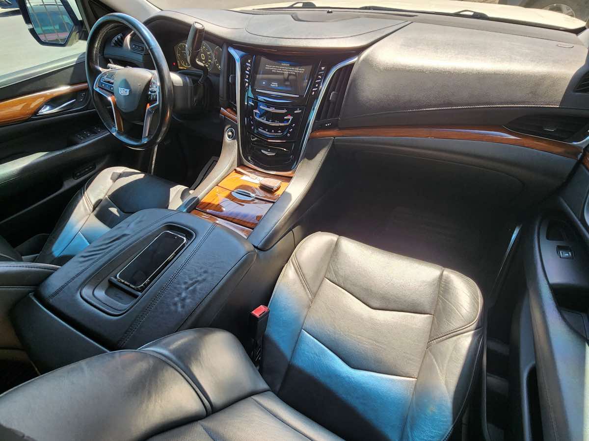 2015 Cadillac Escalade ESV Premium photo 36