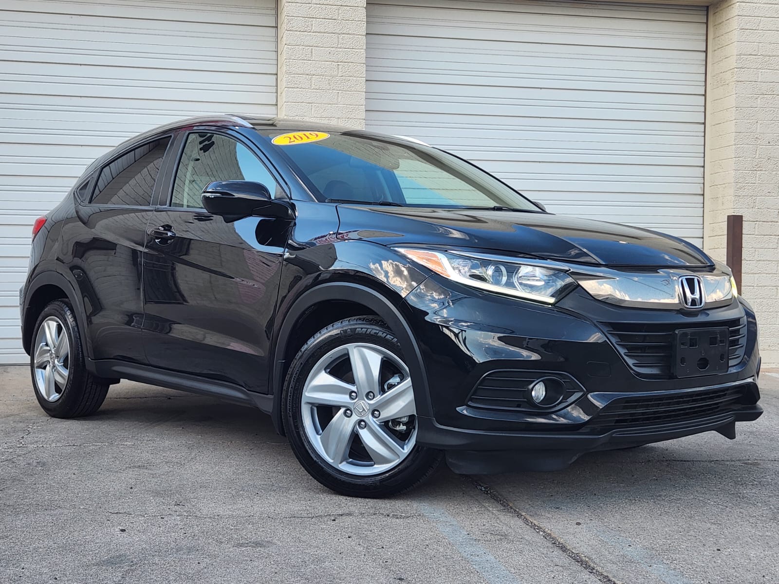2019 Honda HR-V EX-L photo 3