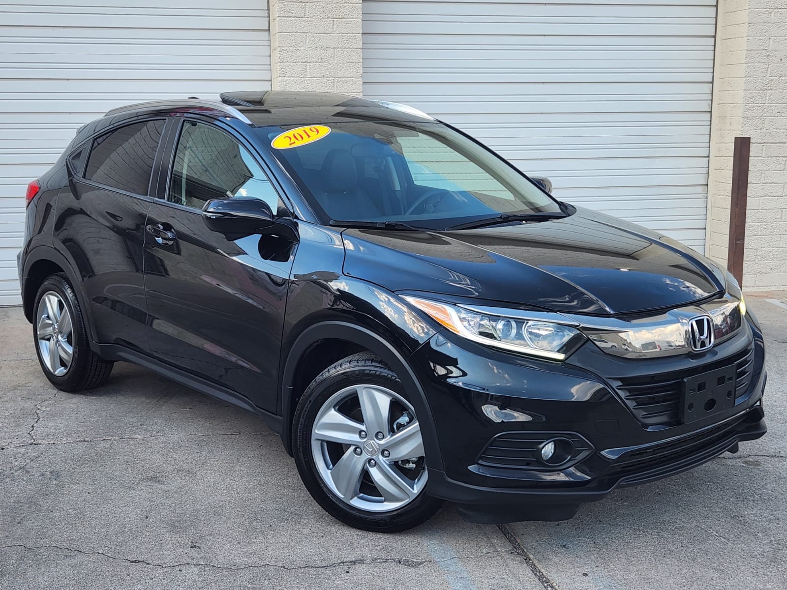 2019 Honda HR-V EX-L photo 4