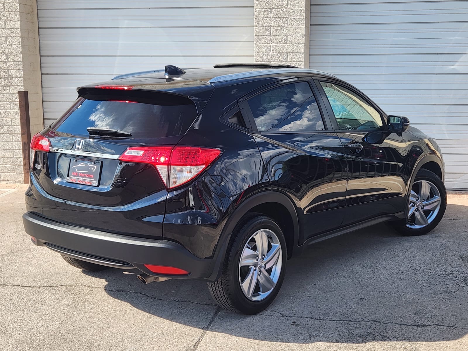 2019 Honda HR-V EX-L photo 19