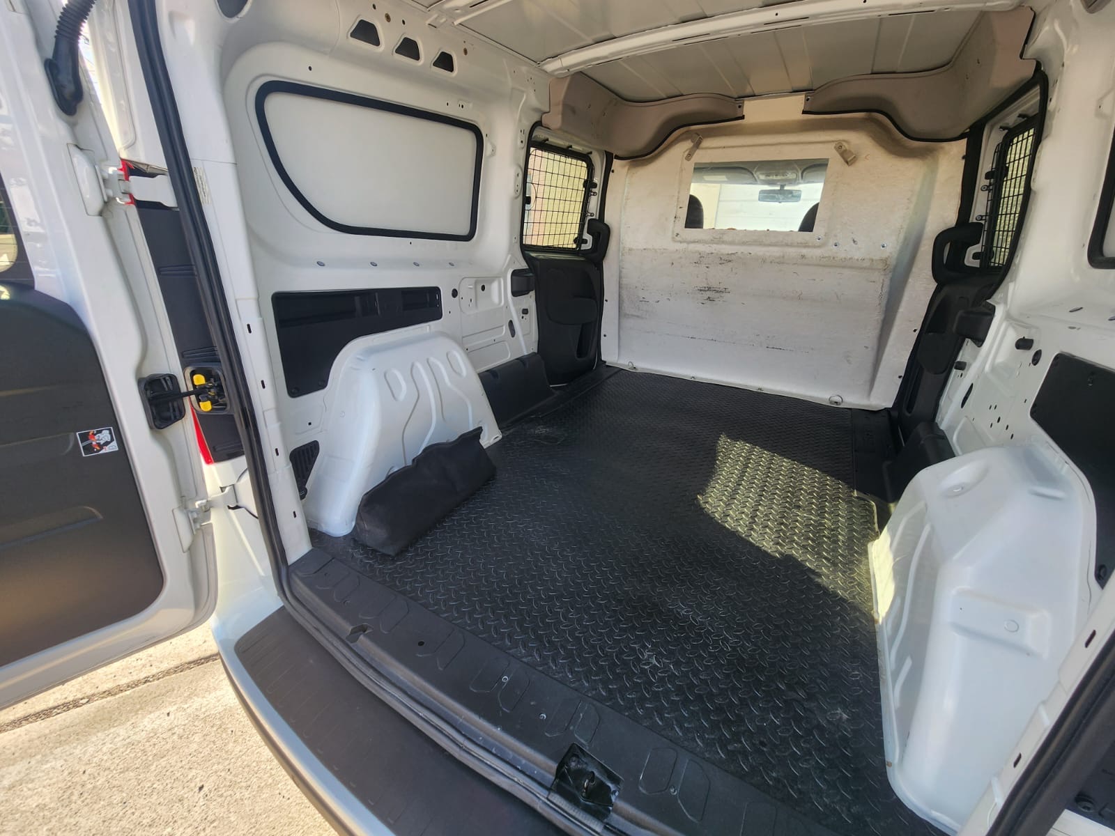 2019 Ram ProMaster City SLT photo 37