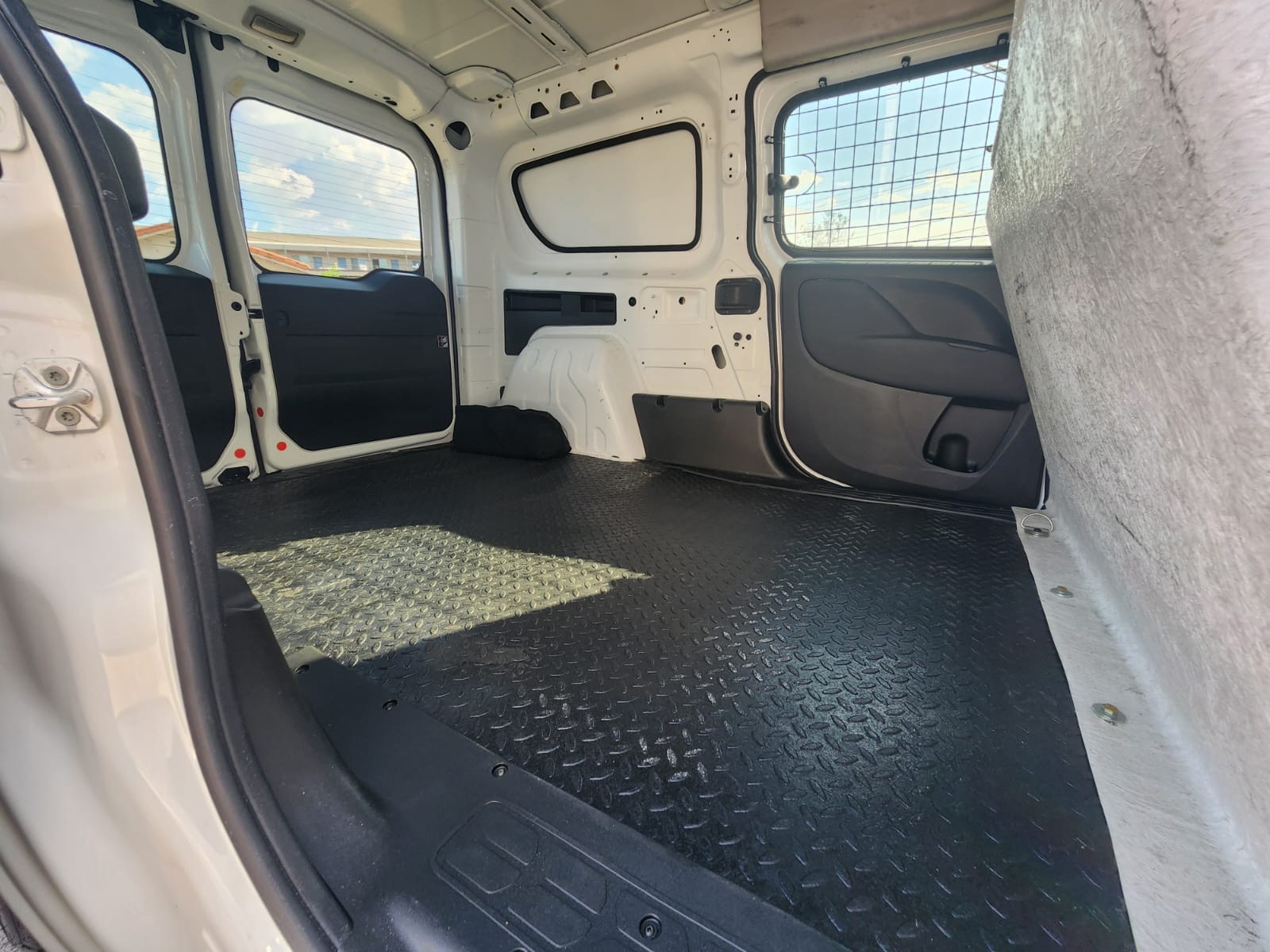 2019 Ram ProMaster City SLT photo 40