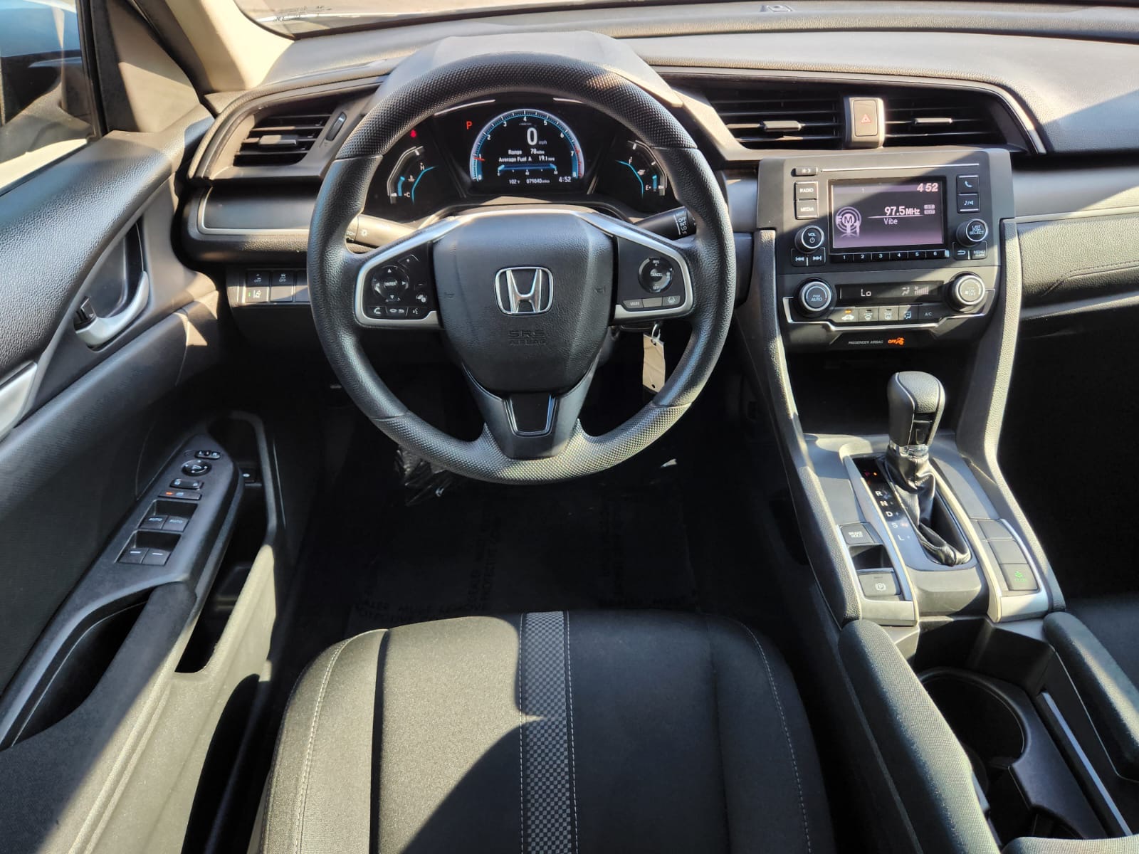 2019 Honda Civic LX photo 32
