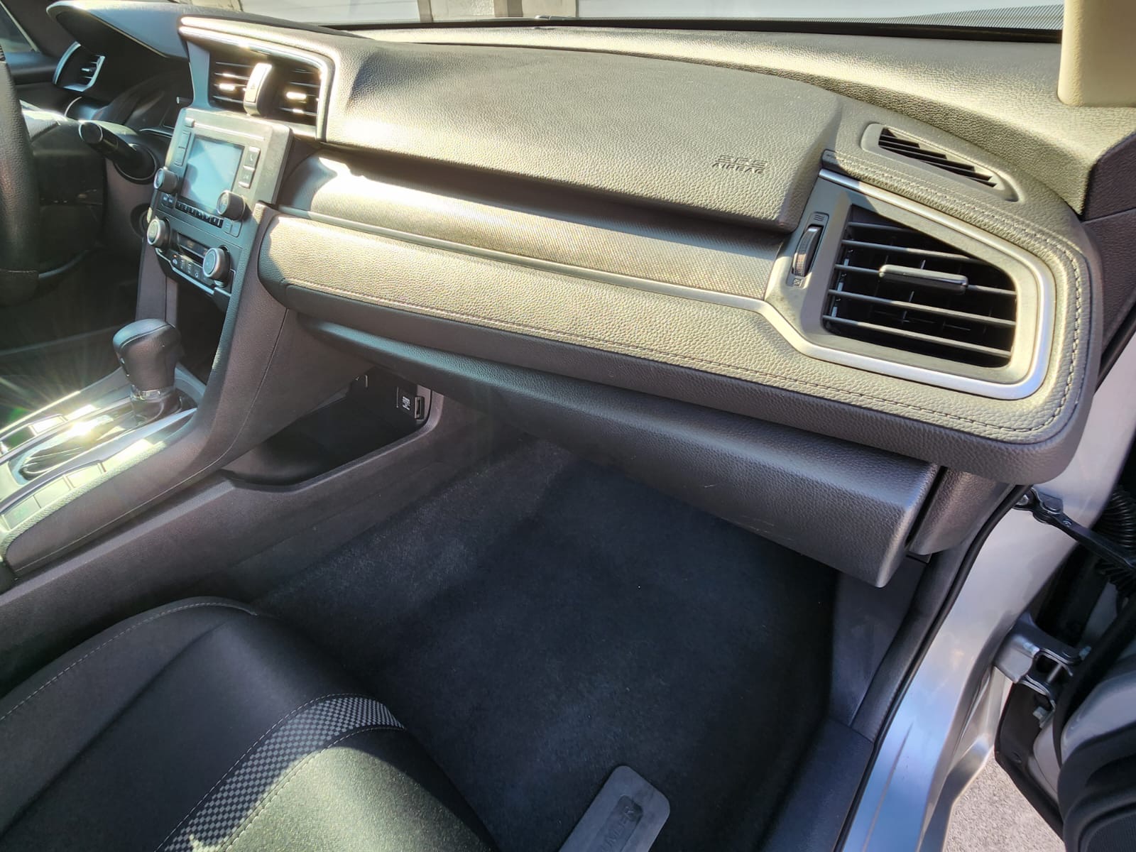 2019 Honda Civic LX photo 36