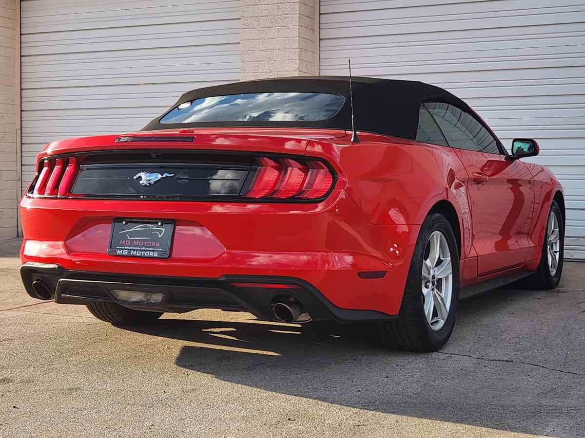 2021 Ford Mustang EcoBoost photo 13