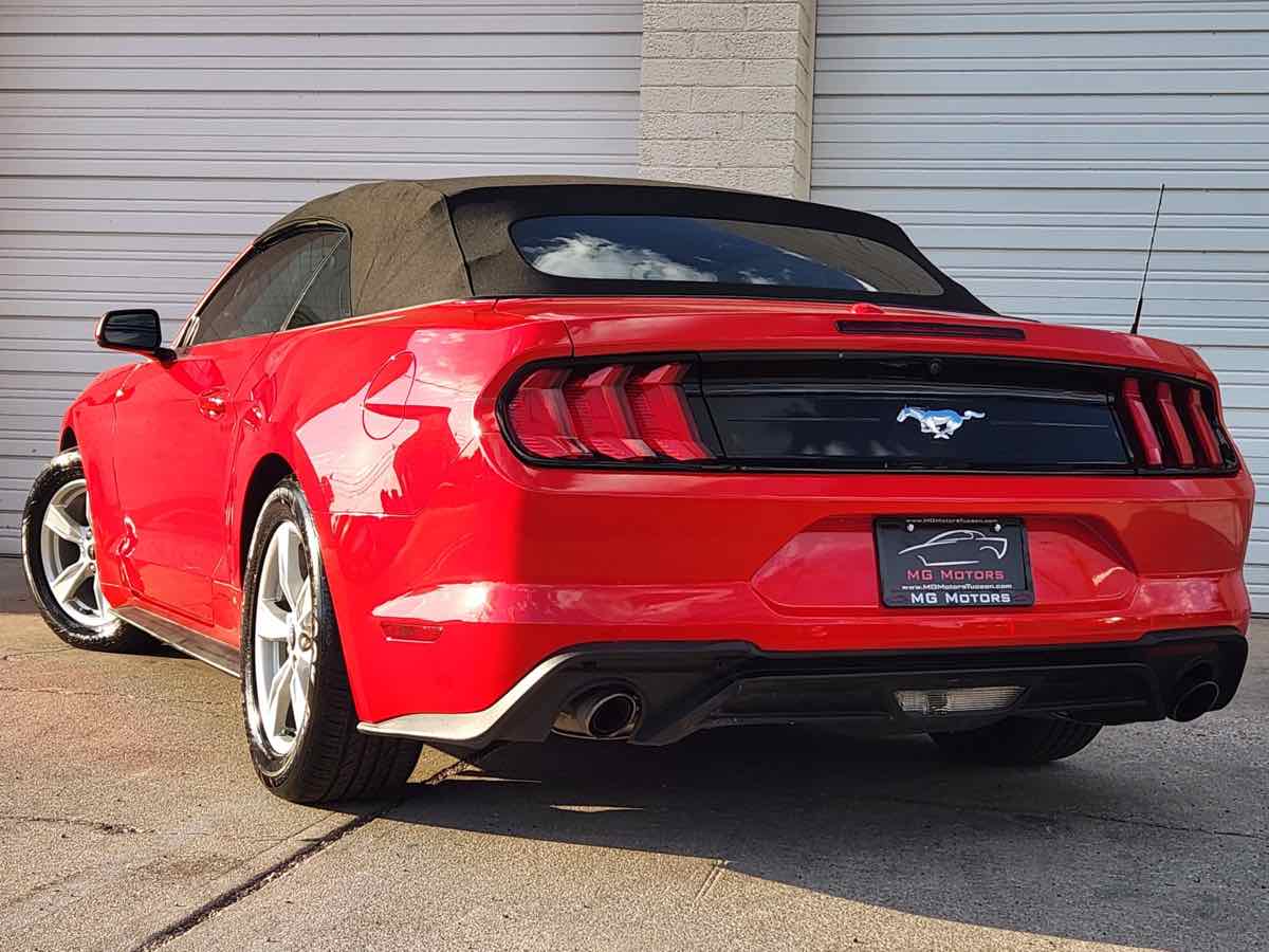 2021 Ford Mustang EcoBoost photo 14