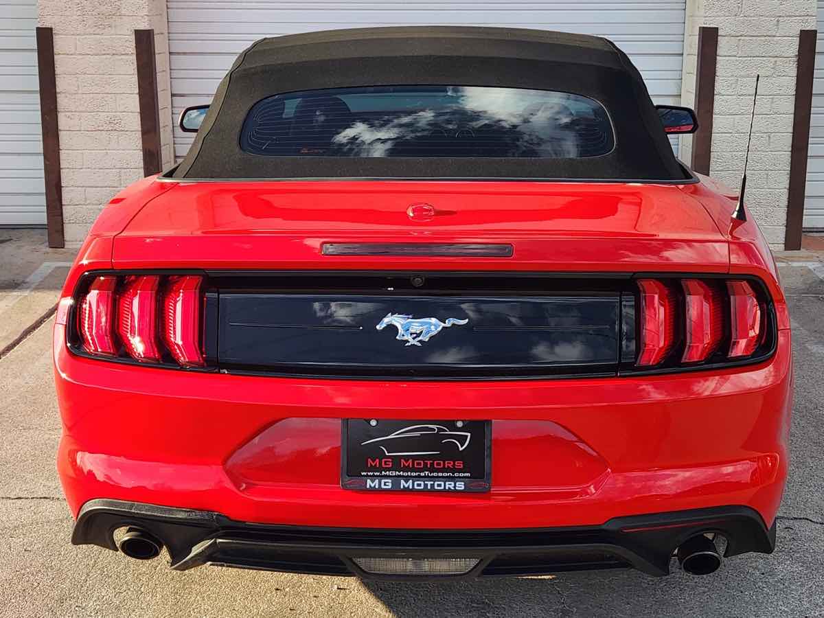 2021 Ford Mustang EcoBoost photo 18