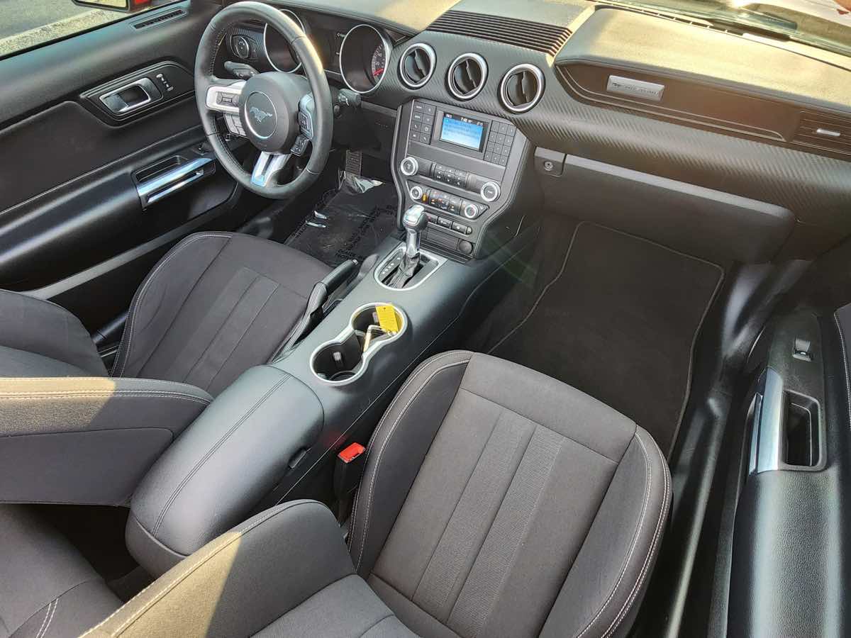 2021 Ford Mustang EcoBoost photo 27