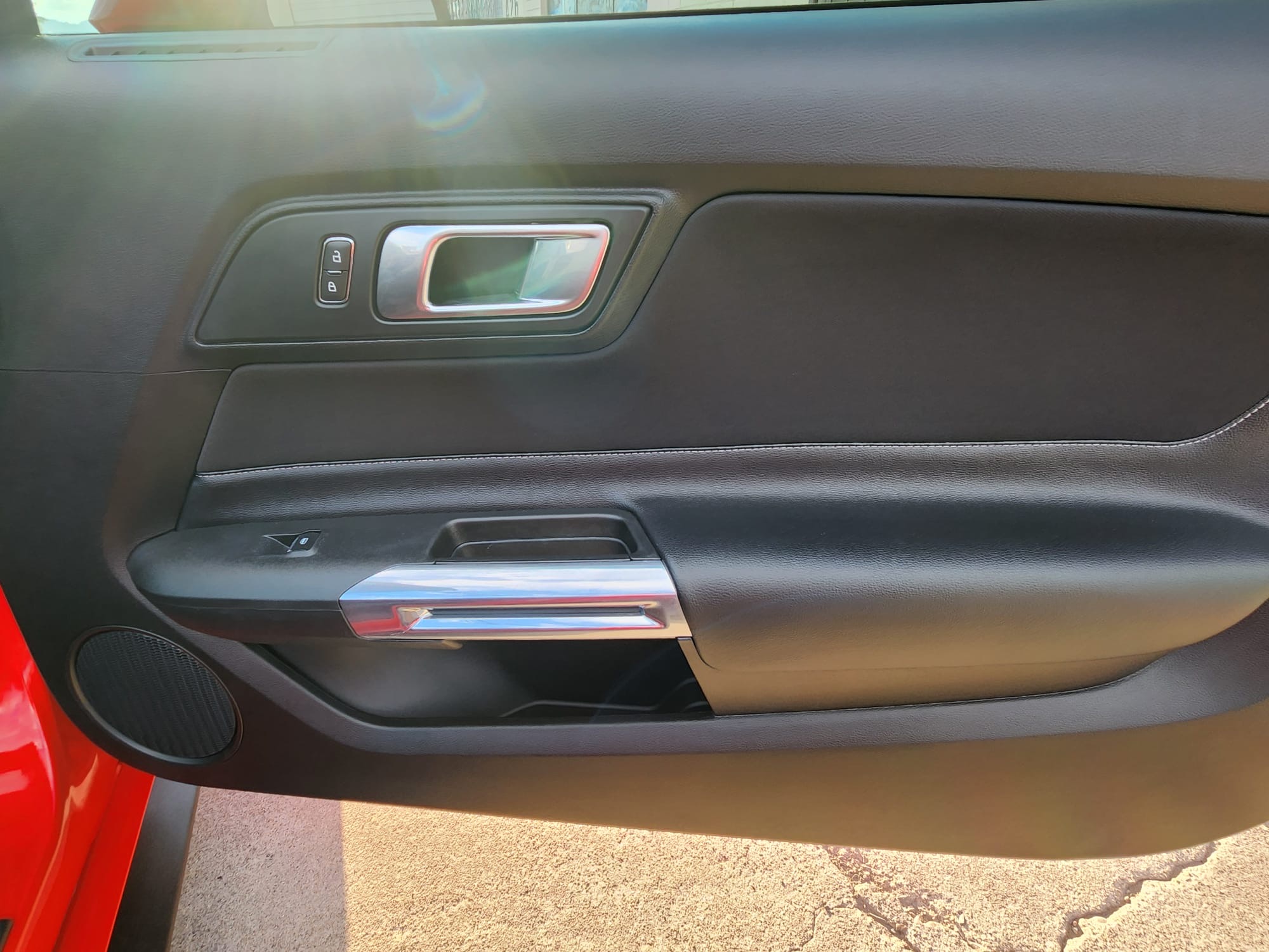 2021 Ford Mustang EcoBoost photo 35
