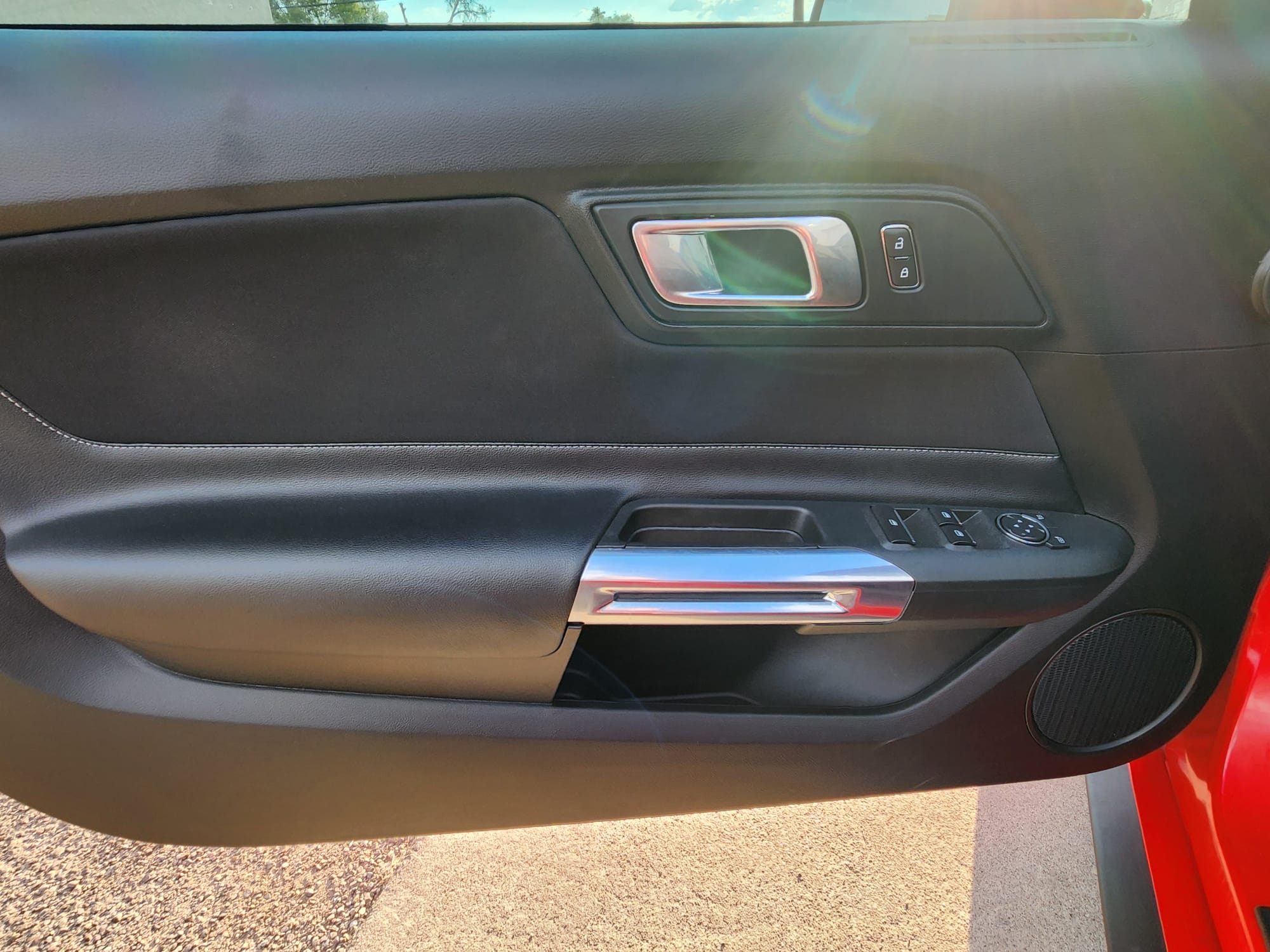 2021 Ford Mustang EcoBoost photo 37