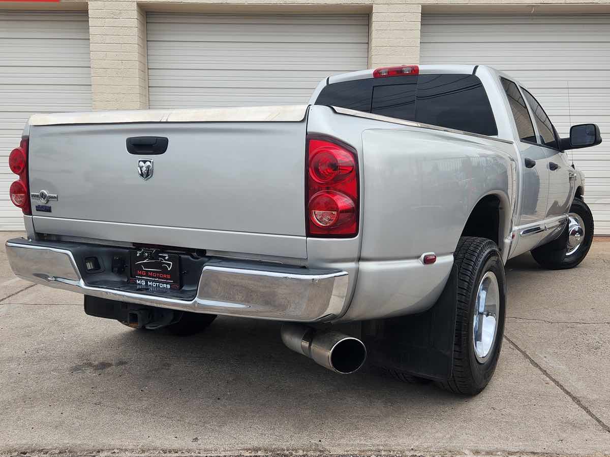 2008 Dodge Ram 3500 SLT photo 9
