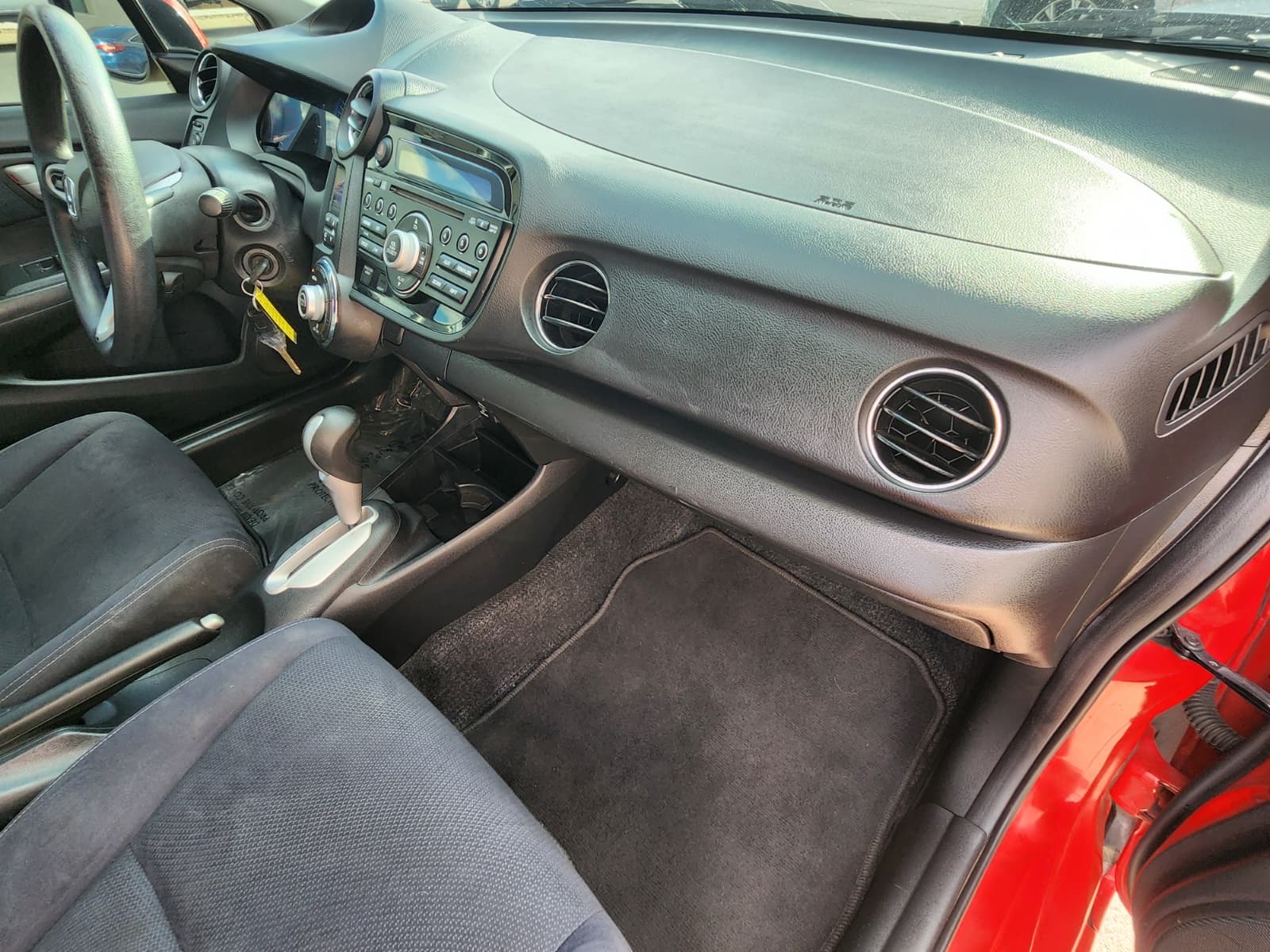 2013 Honda Insight LX photo 35