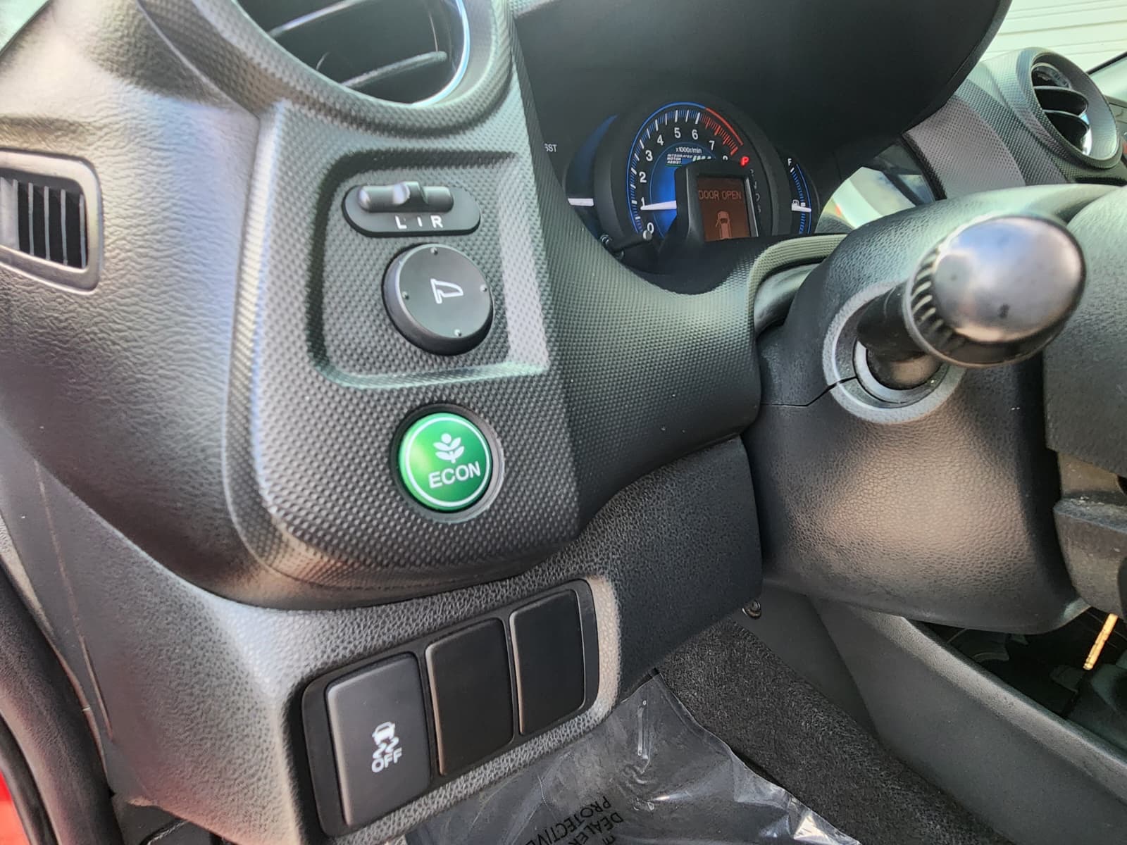 2013 Honda Insight LX photo 36