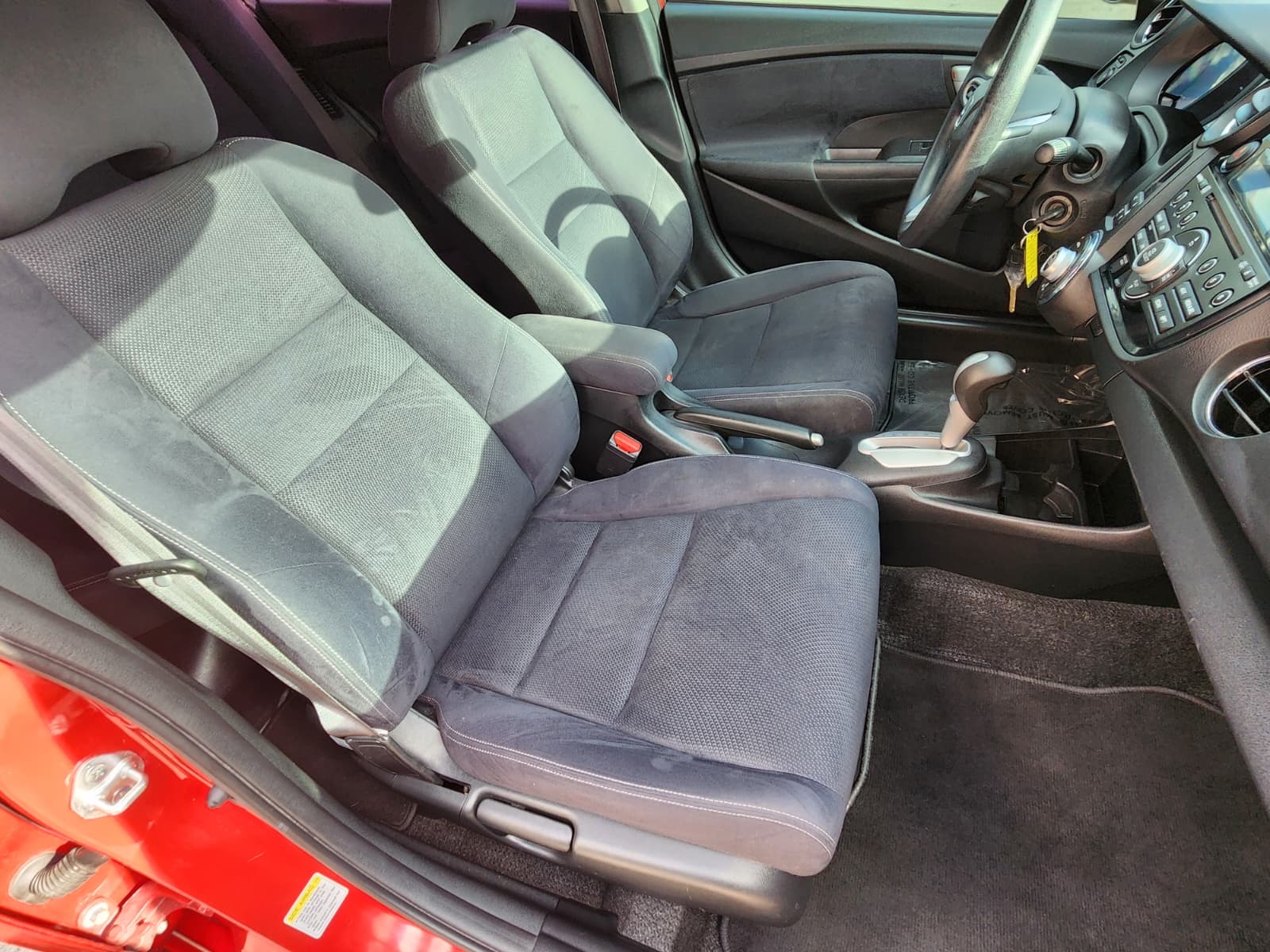 2013 Honda Insight LX photo 37